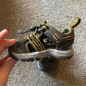 Teva Green and Yellow Sandals Outdoor Comfort